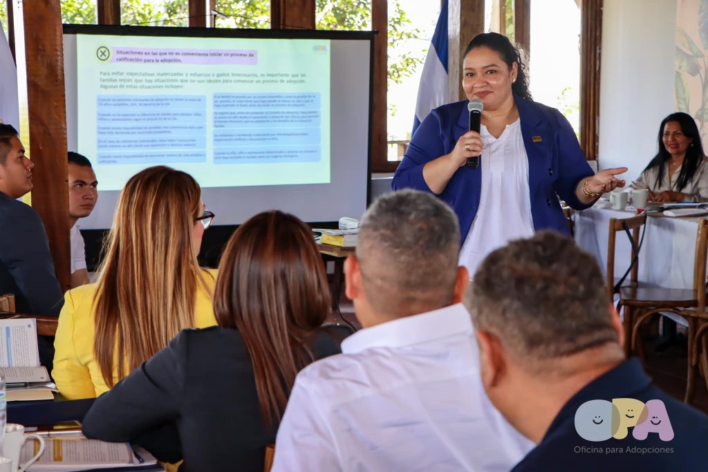 La Oficina para Adopciones realiza taller sobre la Aplicación de Reformas a la Ley Especial de Adopciones para fortalecer las capacidades de las Procuradurías Auxiliares de El Salvador